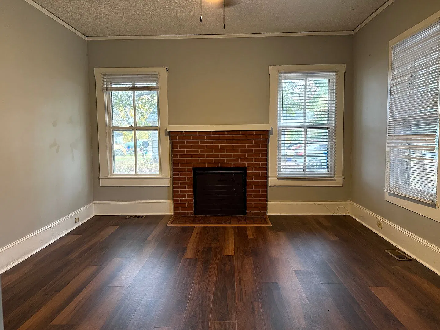 1235 Freeman Ave — Photo 3