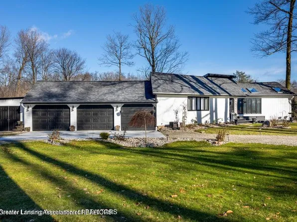 11500 Eden Trl, Eagle, MI 48822