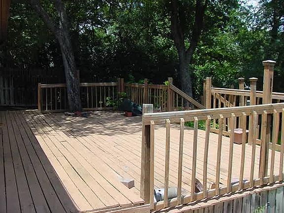3rd image of 3622 Green Hollow Dr