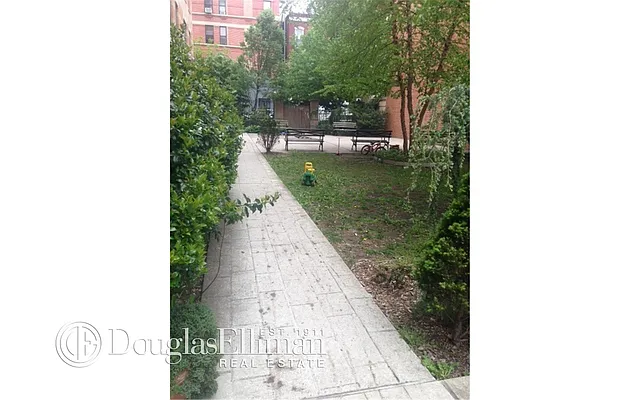 Sold by Douglas Elliman | media 19