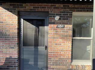 930 Sparta Dr APT 101, Crossville, TN 38555