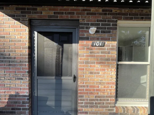 930 Sparta Dr APT 101, Crossville, TN 38555