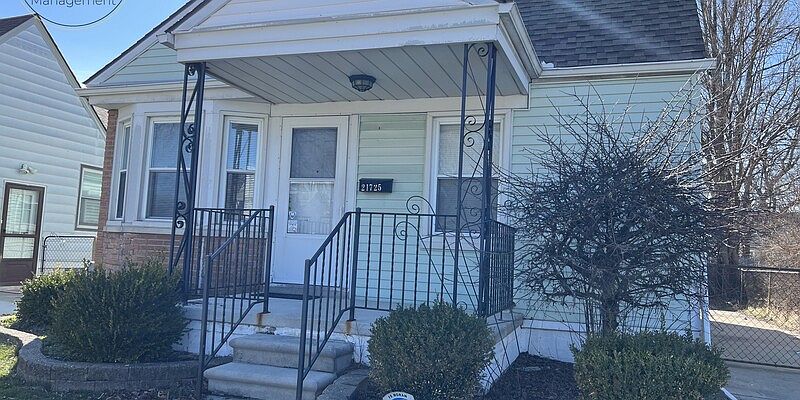 1st image of 21725 Brittany Ave