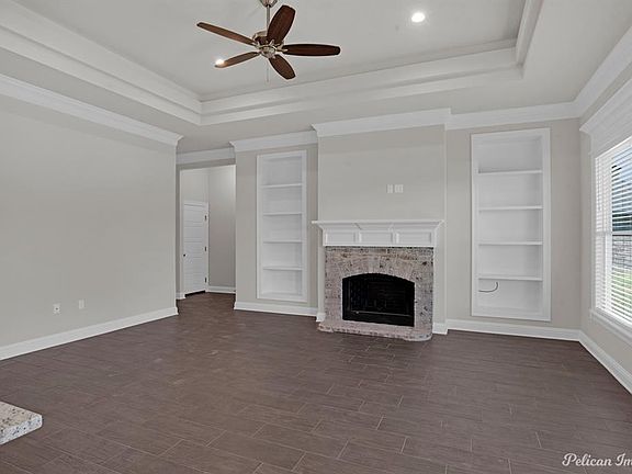 3rd image of 154 Livingston Dr