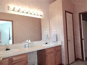 331 Brohios Dr — Photo 10