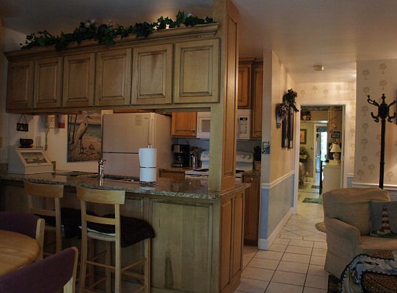 4th image of 1175 N Beachview Dr #429