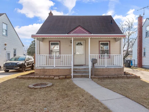 17306 Palmer St, Melvindale, MI 48122