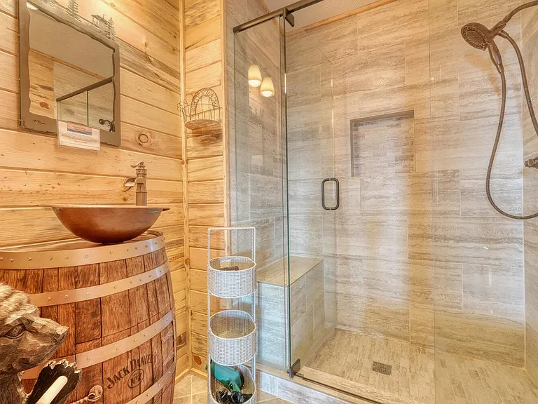 1142 Walnut Rdg — Photo 13