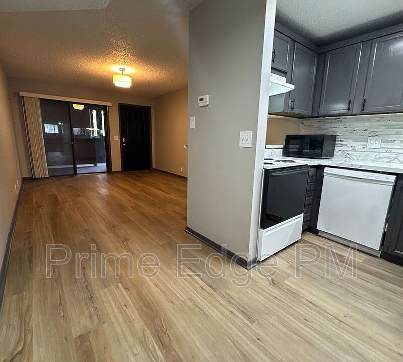 1st image of 1121 N 28th St APT 13