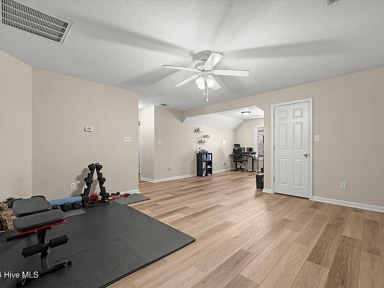 119 Grove Landing Ct — Photo 23