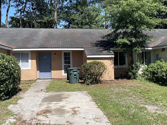 2nd image of 904B Brett Dr
