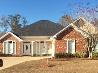 2970 Richmond Dr, Mobile, AL 36695