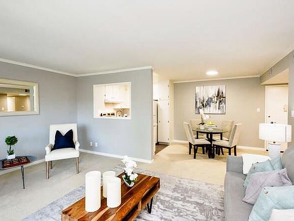 5th image of 249 Elm St APT 204
