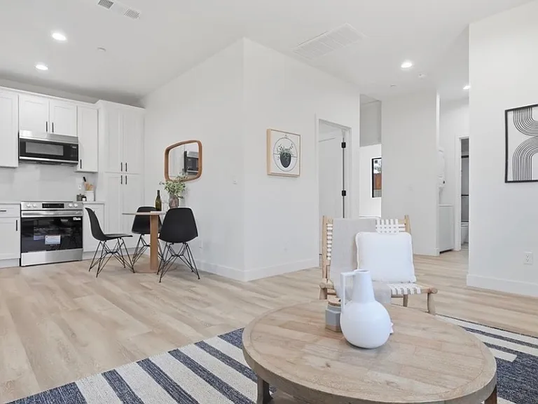 4421 Phelan Ave #A — Photo 6