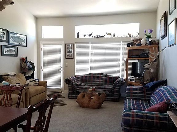 5th image of 242 Heather Ln