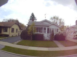405 W Glen Flora Ave, Waukegan, IL 60085