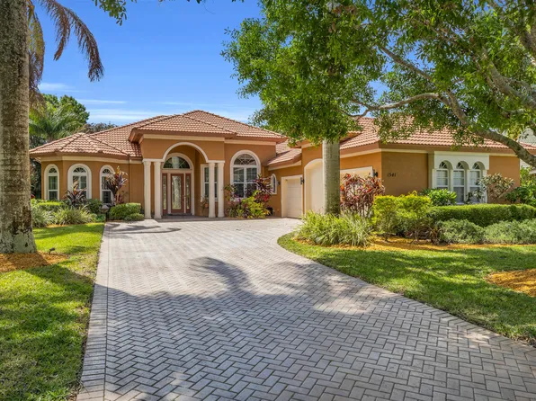 1541 SW Mockingbird Circle, Port St Lucie, FL 34986