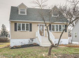 923 N Concourse, Keyport, NJ 07735