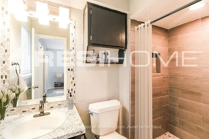2329 SW 103rd Ter — Photo 13