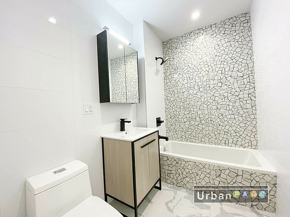 4th image of 1503 Nostrand Ave #1B
