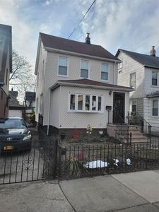 111-16 203RD ST. Street, Jamaica, NY, 11412