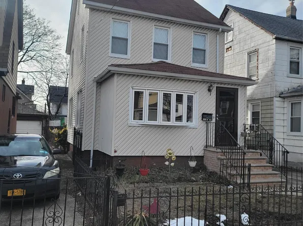 111-16 203RD ST. Street, Saint Albans, NY 11412