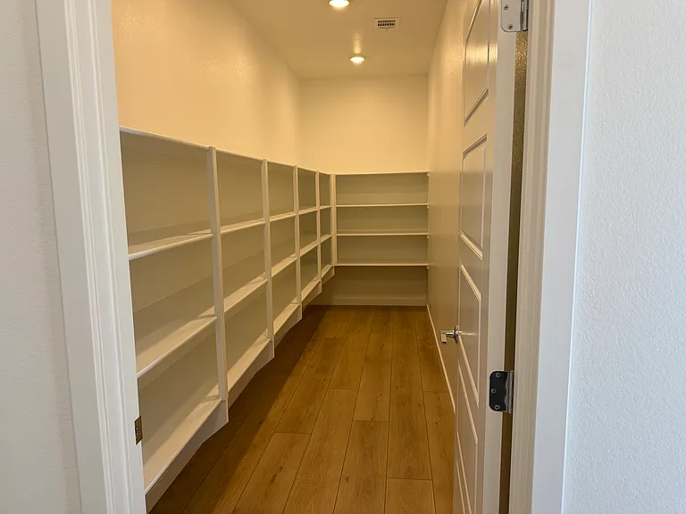 4185 Paragon Crest Ct — Photo 16