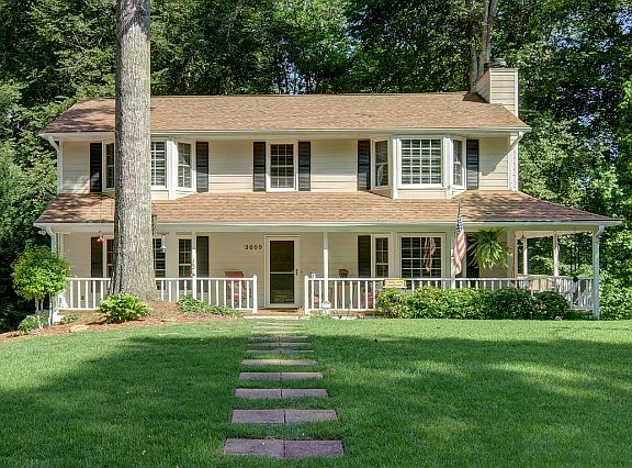 2nd image of 3869 Wintergreen Ct