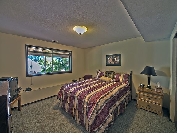 4th image of 7305 Turquoise Dr SW