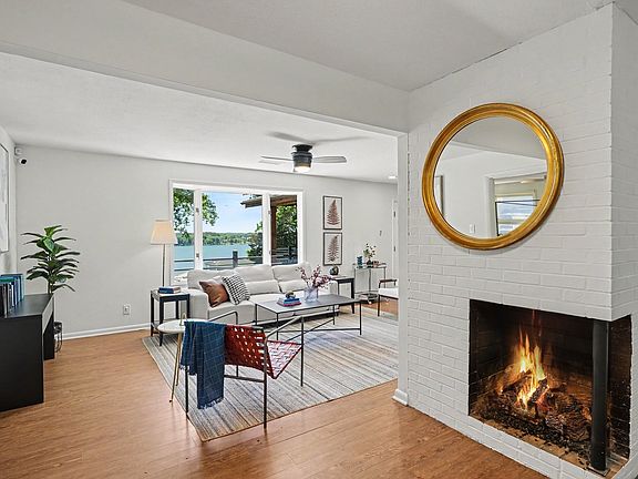 4th image of 9 Jones Cir