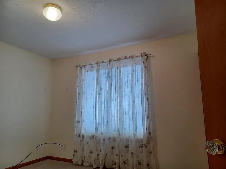 1695 Veterans Dr — Photo 14