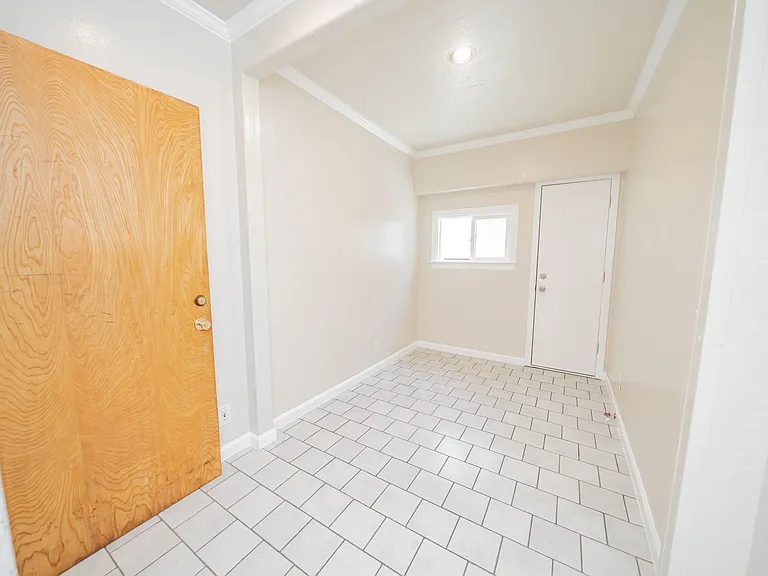 14741 Martell Ave — Photo 16