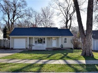 6933 Horton St, Overland Park, KS 66204