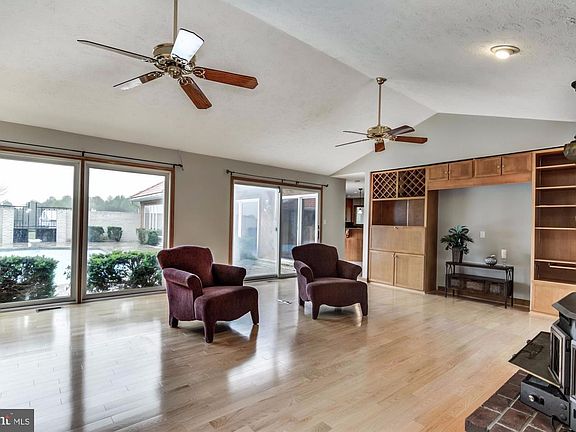 4th image of 14960 Largo Vista Dr