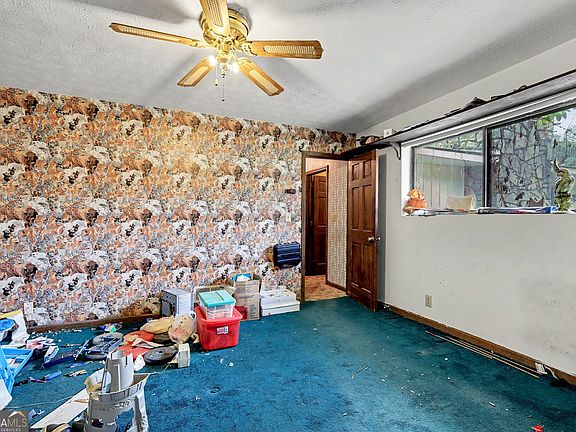 4th image of 3610 Klondike Rd