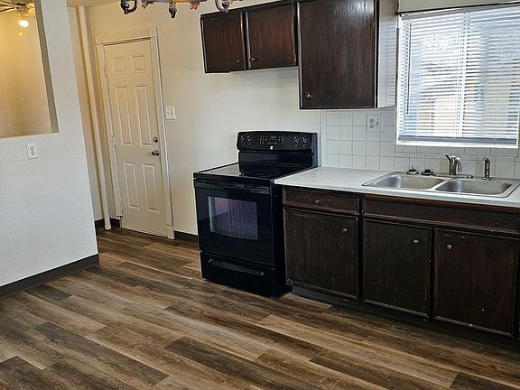 5th image of 2925 2nd Ave