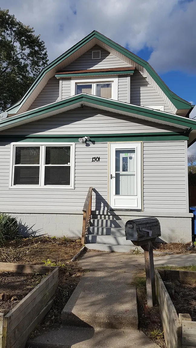 1301 Camden St photo 1