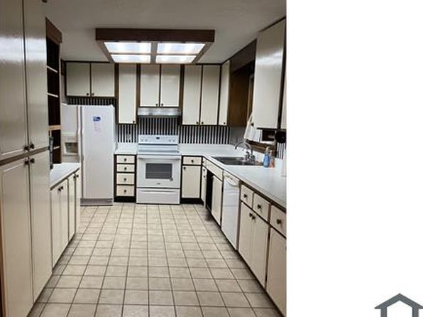 334 Oberlin Ct