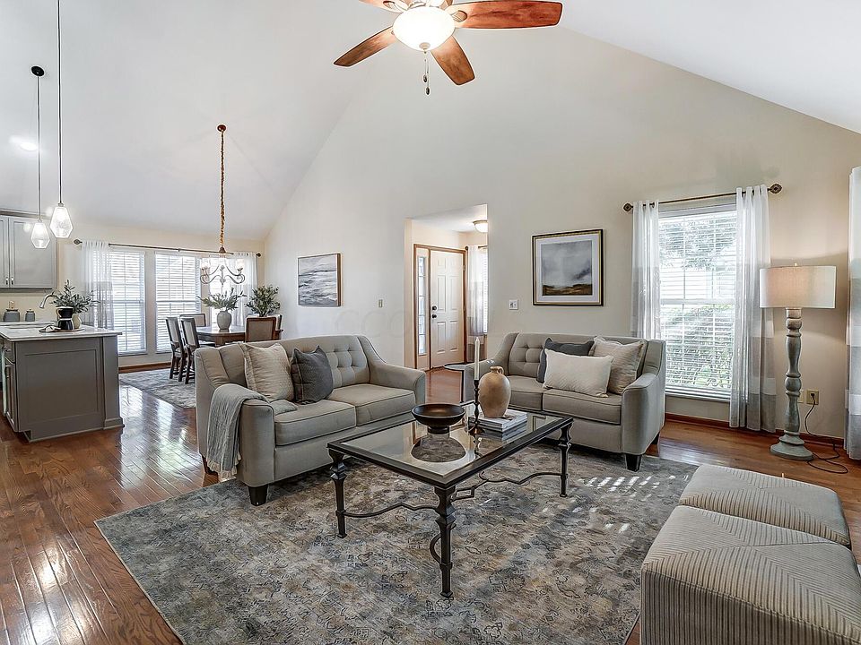 1st image of 6546 Upper Lake Cir