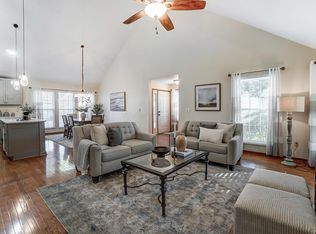 6546 Upper Lake Cir, Westerville, OH 43082