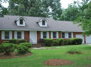 12180 Cypress Dr, Laurinburg, NC 28352