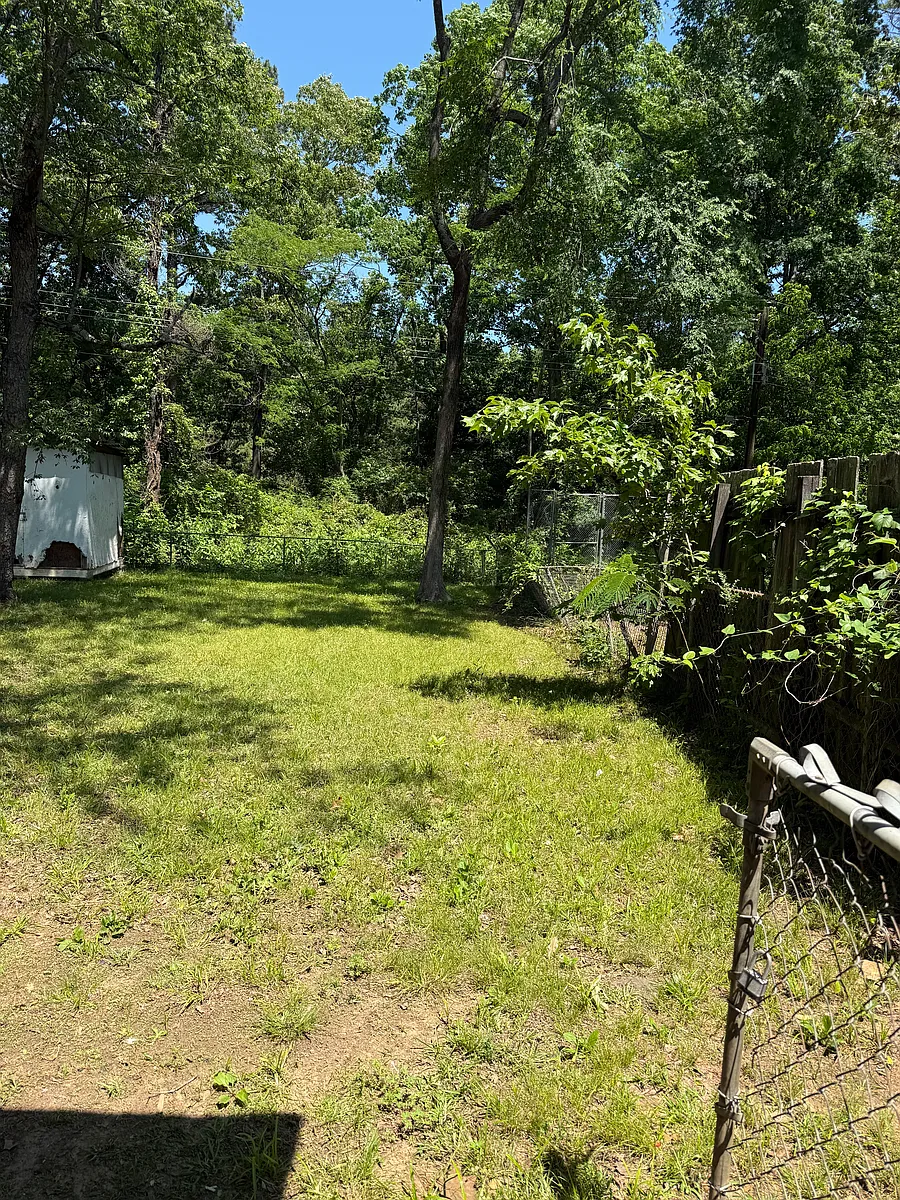 Building Photo - 32 Southern Oaks Dr