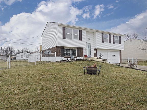 2nd image of 2996 Glenaire Dr