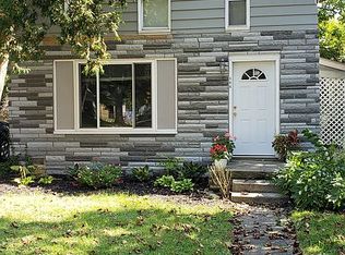 306 N Main St, Almont, MI 48003