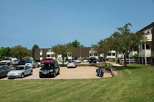 Oak Hills West Apartments Photo 1