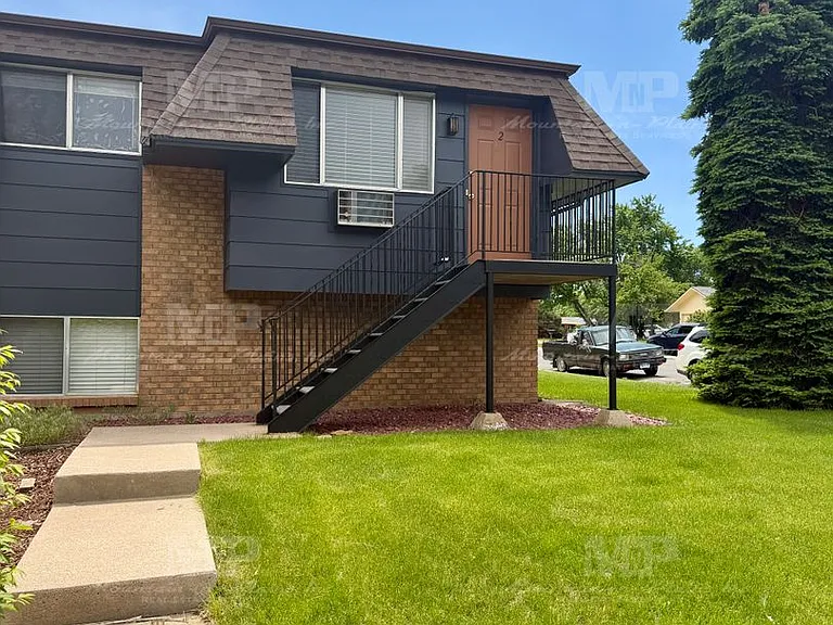 1628 Azalea Dr #2 — Photo 2