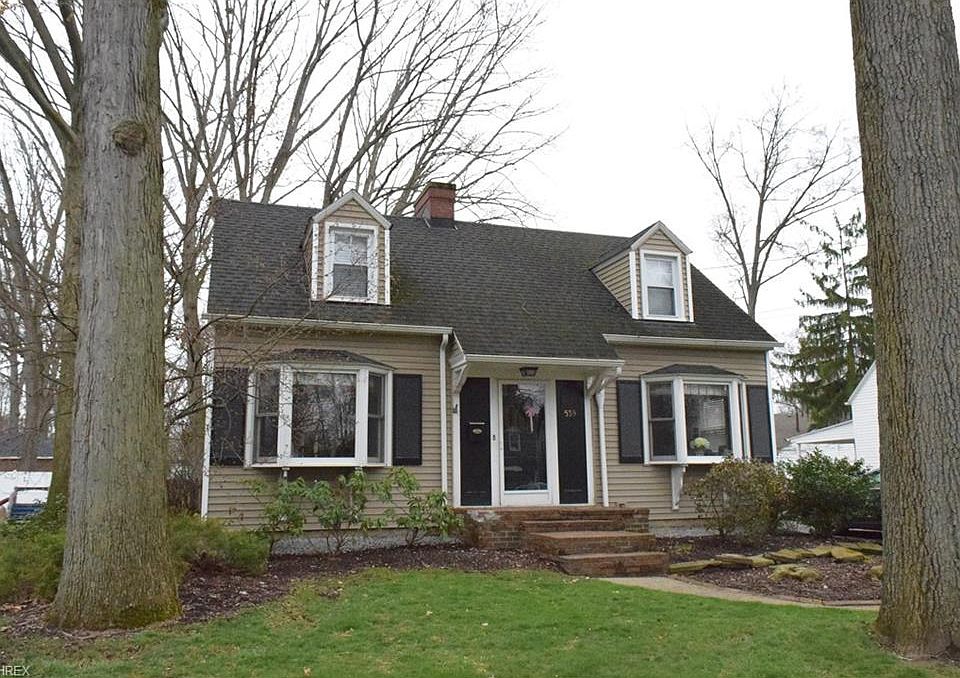 1st image of 539 Kenmore Ave NE