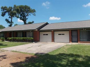 1609 Eagle Lake Rd, Sealy, TX 77474