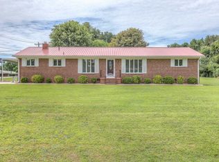 1034 Wiley Lewis Rd, Greensboro, NC 27406