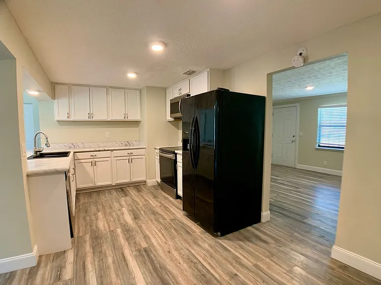 435 Sigsbee Rd — Photo 14